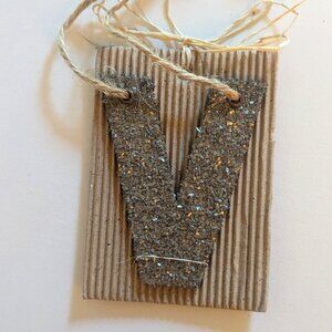 NWT Gold Glitter Letter 'V' Primitive Corrugated Sign Michaels Home Wall Decor